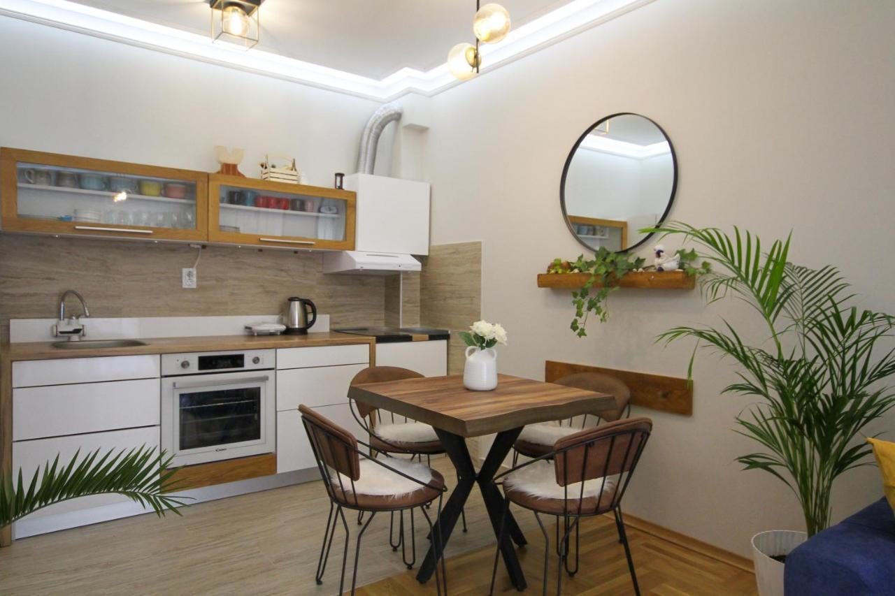 Ferienwohnung Laki Tivat Exterior foto